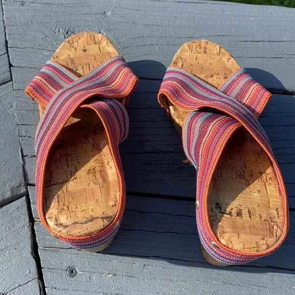 Montego Bay Club Summer Wedge Heels Rainbow size 7 size 7.5 - Picture 5 of 5